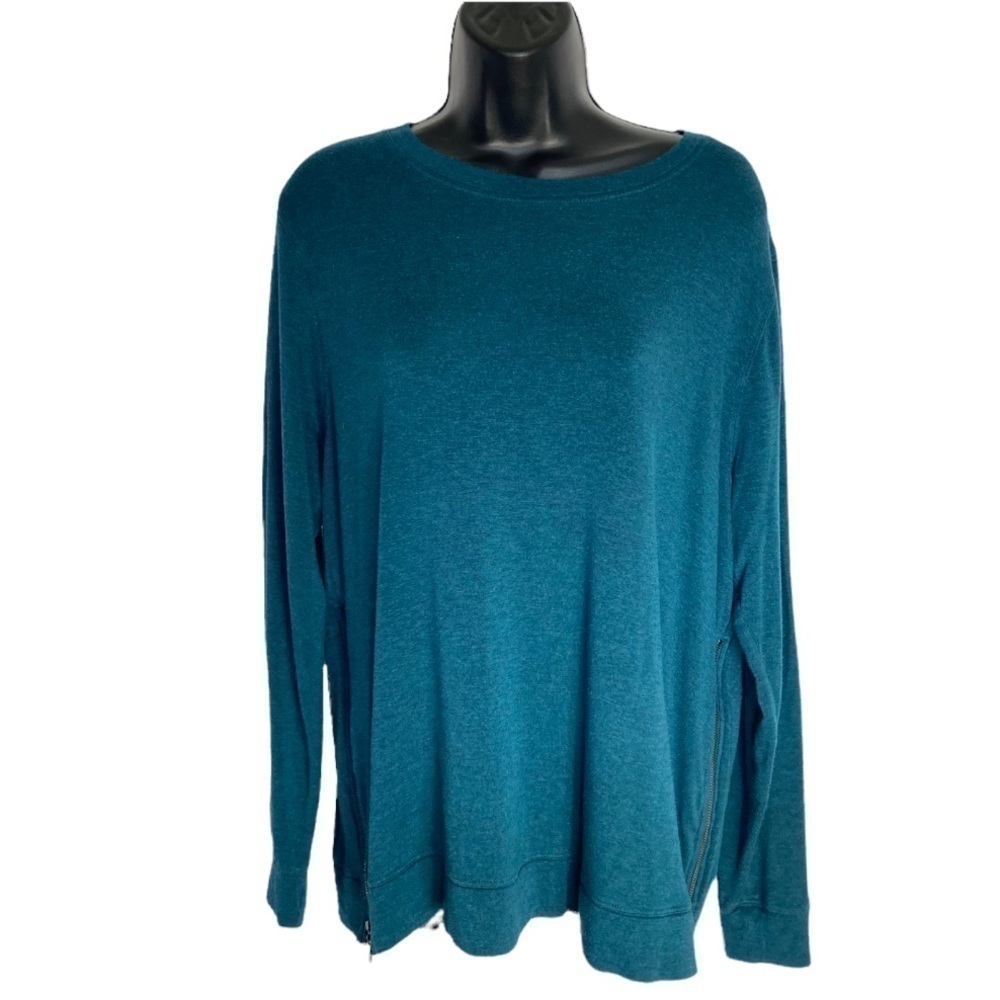 𝅺MATTY M Pullover Sweater with Side Zip